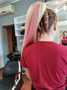 Veresegyház Gödöllő Szada Erdőkertes Őrbottyán Vágás Festés Fonás Hajhosszabbítás Ombre, Balayage, Brazil hajhosszabbítás, hőillesztéses, kerationos hajszerkezetépítés holland fonás hapánt fonás