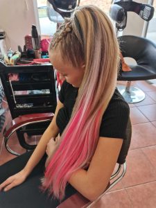 Veresegyház Gödöllő Szada Erdőkertes Őrbottyán Vágás Festés Fonás Hajhosszabbítás Ombre, Balayage, Brazil hajhosszabbítás, hőillesztéses, kerationos hajszerkezetépítés holland fonás hapánt fonás