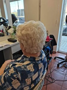 Veresegyház Gödöllő Szada Erdőkertes Őrbottyán Vágás Festés Fonás Hajhosszabbítás Ombre, Balayage, Brazil hajhosszabbítás, hőillesztéses, kerationos hajszerkezetépítés holland fonás hapánt fonás