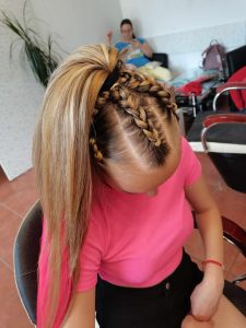 Veresegyház Gödöllő Szada Erdőkertes Őrbottyán Vágás Festés Fonás Hajhosszabbítás Ombre, Balayage, Brazil hajhosszabbítás, hőillesztéses, kerationos hajszerkezetépítés holland fonás hapánt fonás