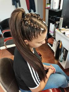 Veresegyház Gödöllő Szada Erdőkertes Őrbottyán Vágás Festés Fonás Hajhosszabbítás Ombre, Balayage, Brazil hajhosszabbítás, hőillesztéses, kerationos hajszerkezetépítés holland fonás hapánt fonás