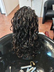 Veresegyház Gödöllő Szada Erdőkertes Őrbottyán Vágás Festés Fonás Hajhosszabbítás Ombre, Balayage, Brazil hajhosszabbítás, hőillesztéses, kerationos hajszerkezetépítés holland fonás hapánt fonás