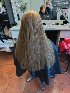 Veresegyház Gödöllő Szada Erdőkertes Őrbottyán Vágás Festés Fonás Hajhosszabbítás Ombre, Balayage, Brazil hajhosszabbítás, hőillesztéses, kerationos hajszerkezetépítés holland fonás hapánt fonás