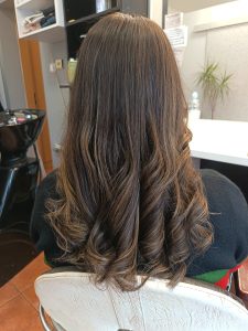 Veresegyház Gödöllő Szada Erdőkertes Őrbottyán Vágás Festés Fonás Hajhosszabbítás Ombre, Balayage, Brazil hajhosszabbítás, hőillesztéses, kerationos hajszerkezetépítés holland fonás hapánt fonás