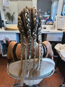 Veresegyház Gödöllő Szada Erdőkertes Őrbottyán Vágás Festés Fonás Hajhosszabbítás Ombre, Balayage, Brazil hajhosszabbítás, hőillesztéses, kerationos hajszerkezetépítés holland fonás hapánt fonás